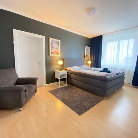 Moderne Wohnung Naehe Hauptbahnhof Linz Exterior foto